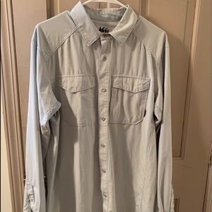 REI Hiking Shirt Men’s Medium - Light Gray